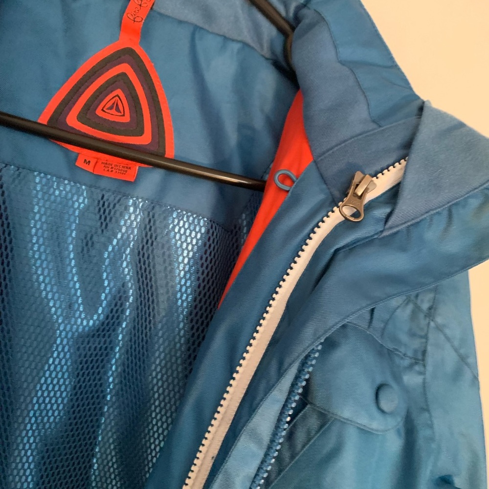 Ski jacket / Snowboard jacket - Picture 7 of 16